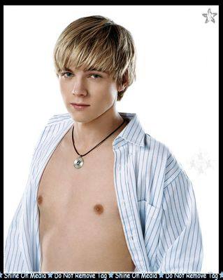 Jesse McCartney (7).jpg